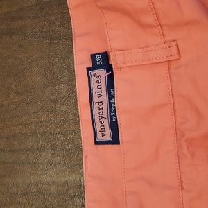 Vineyard vine shorts, coral, pink like new, size 52 B